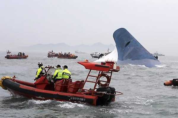 Korean Officials Accept Blame for Tragedy