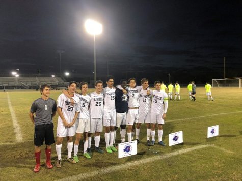 Seniors Say Farewell to Final Soccer Season