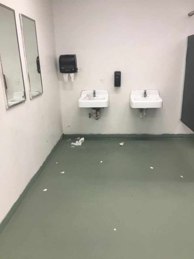 Students believe restrooms need better upkeep